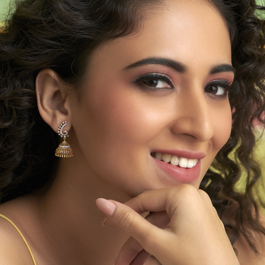 Scroll and Bead Diamond Jhumkas