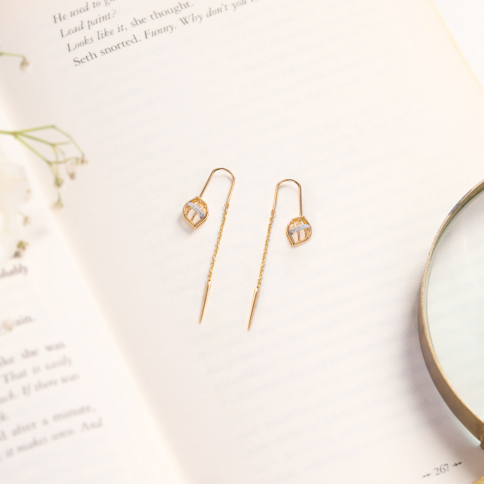 Lattice Diamond Sui Dhaga Earrings