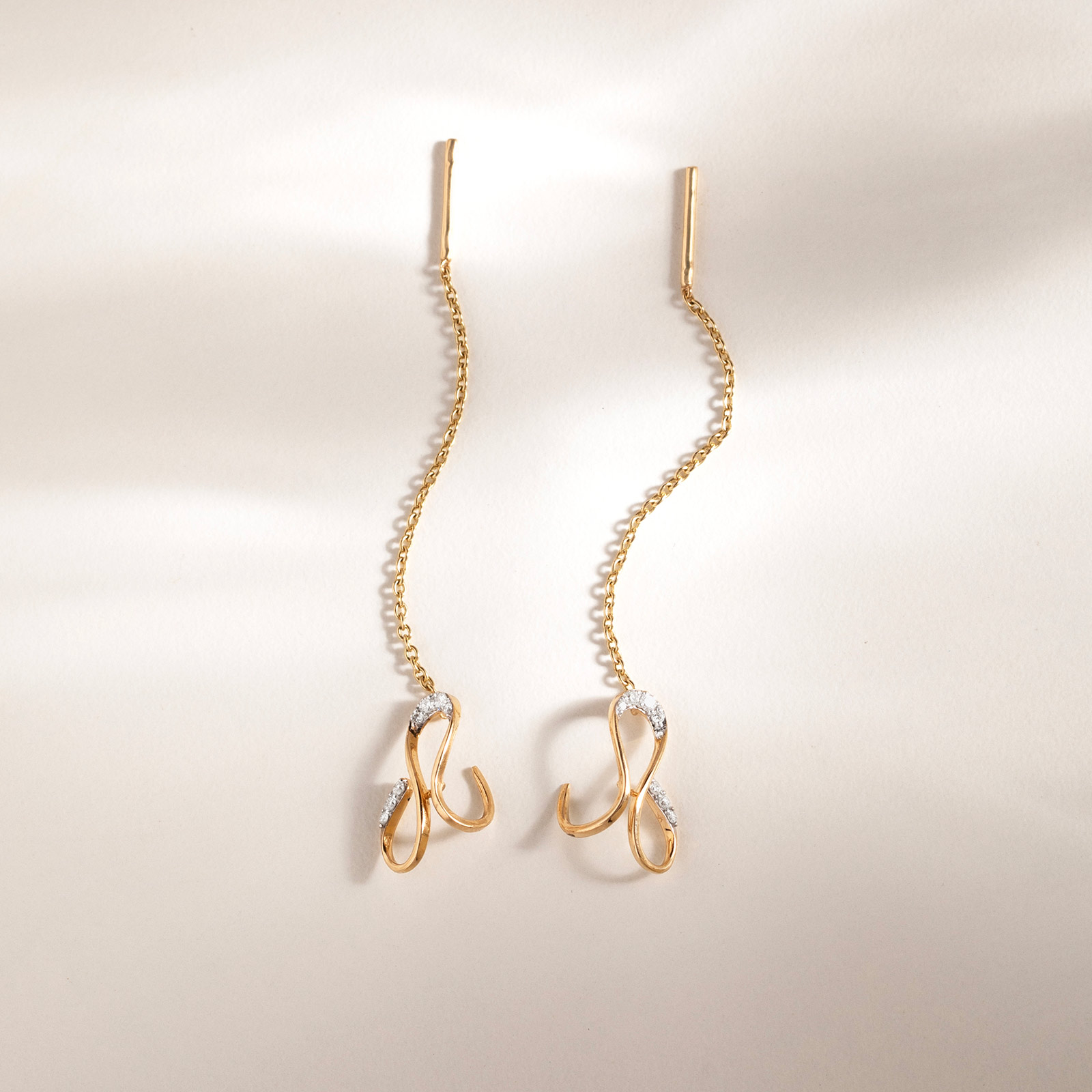 Twirl Diamond Sui Dhaga Earrings