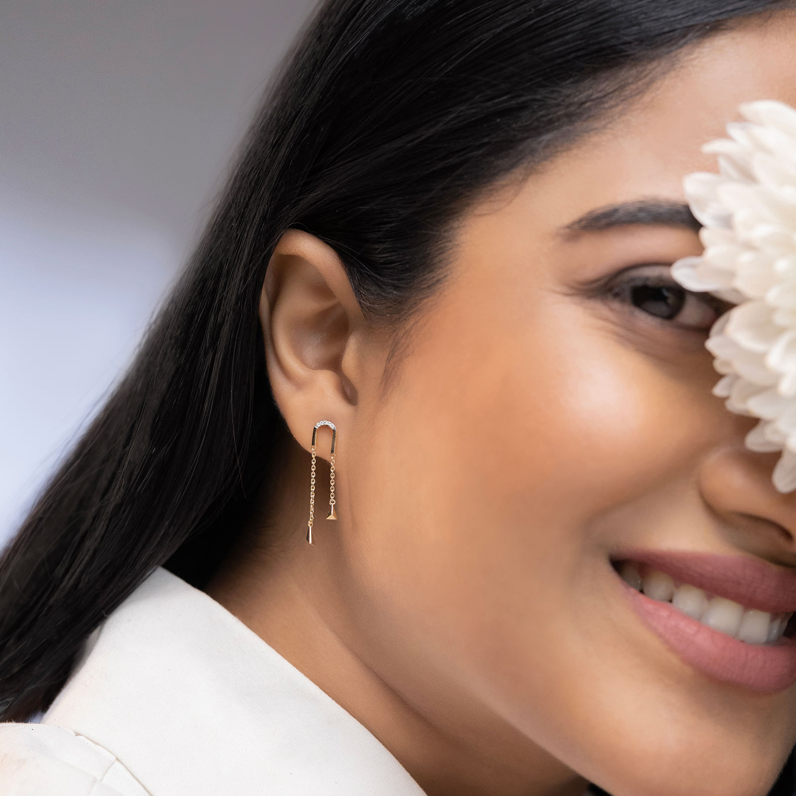 Breezy Diamond Drop Earrings