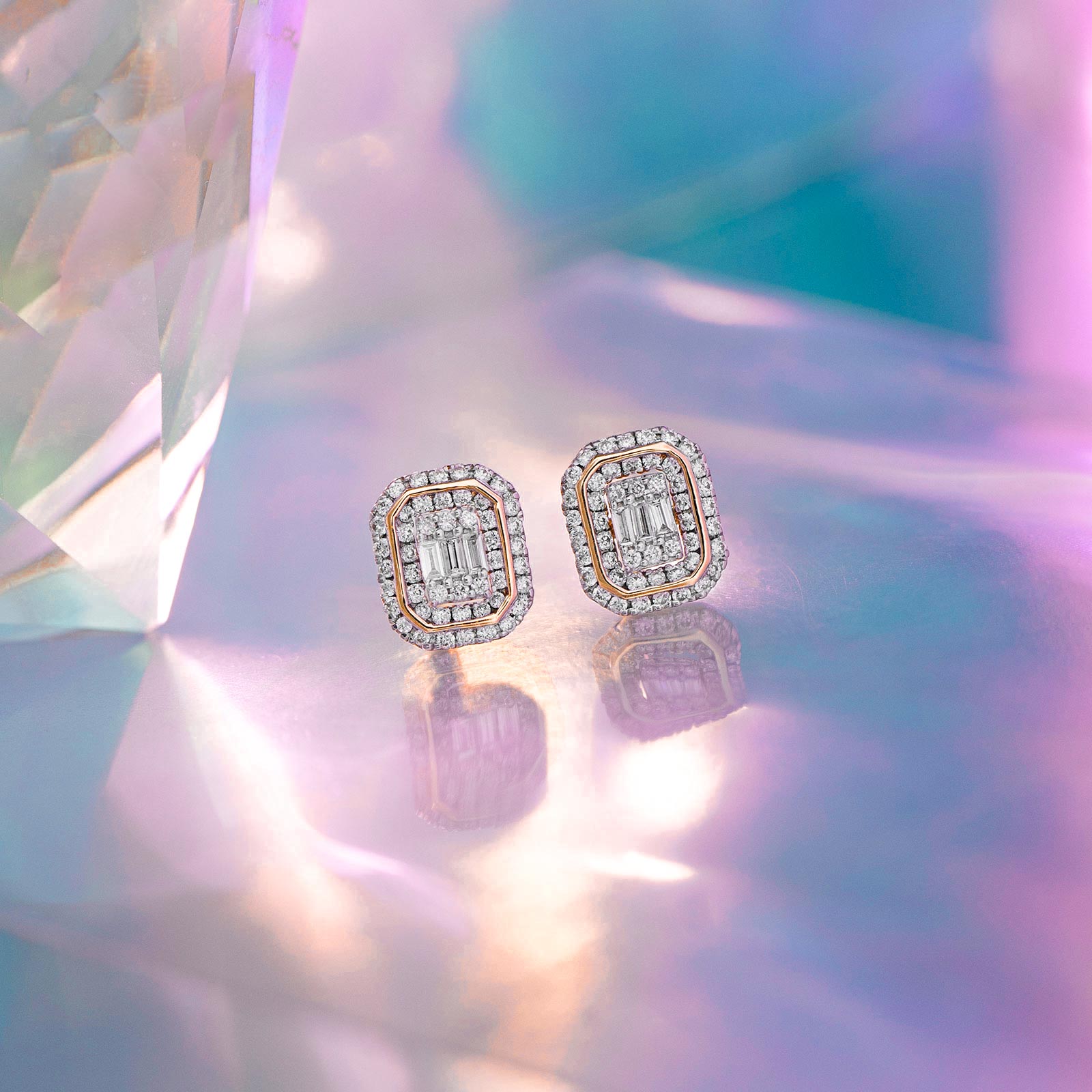 Turvi Diamond Stud Earrings