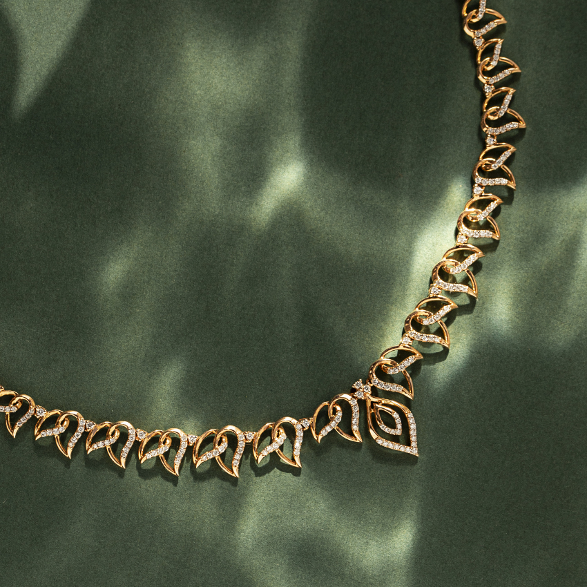 Gul Diamond Necklace