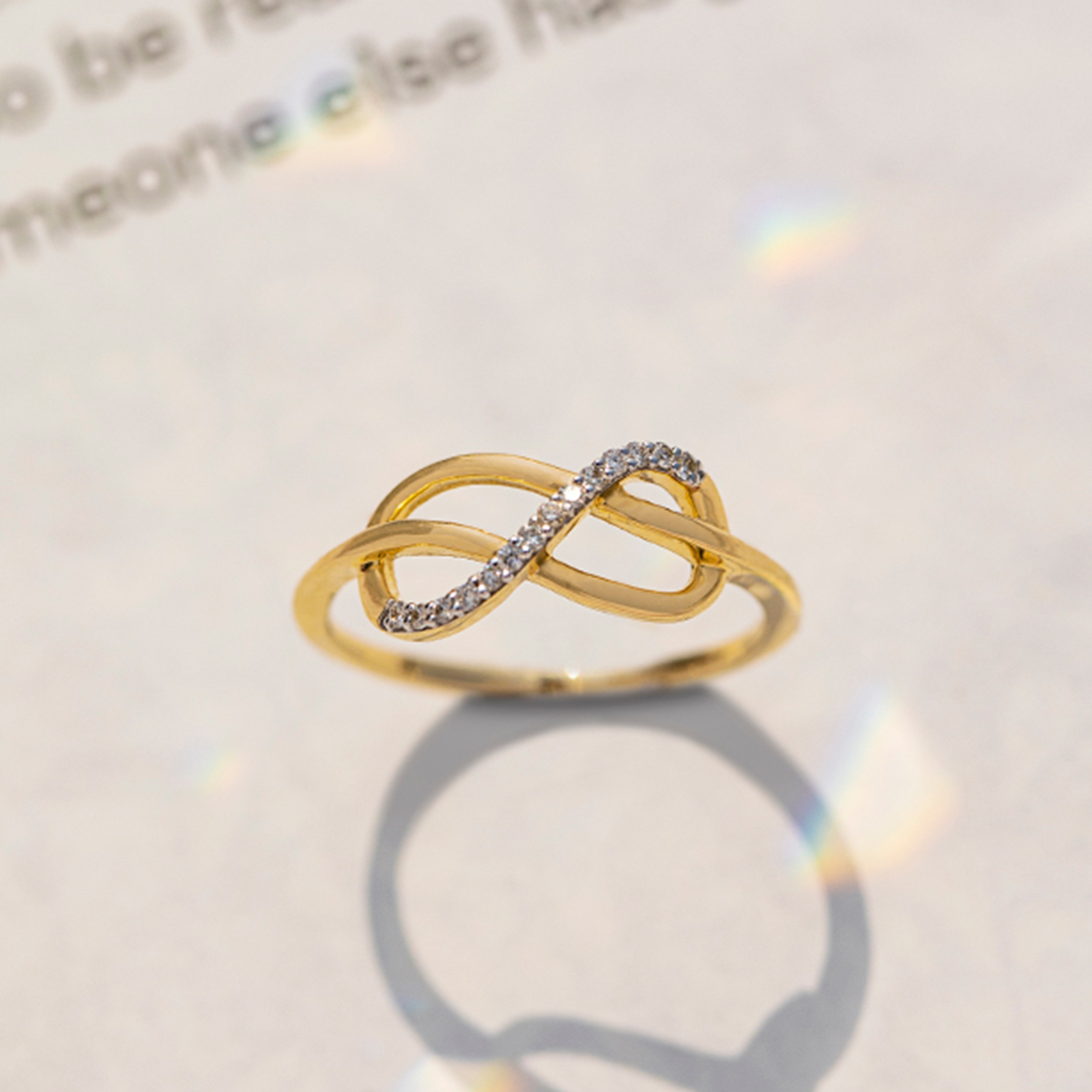 Alley Twine Infinity Diamond Ring