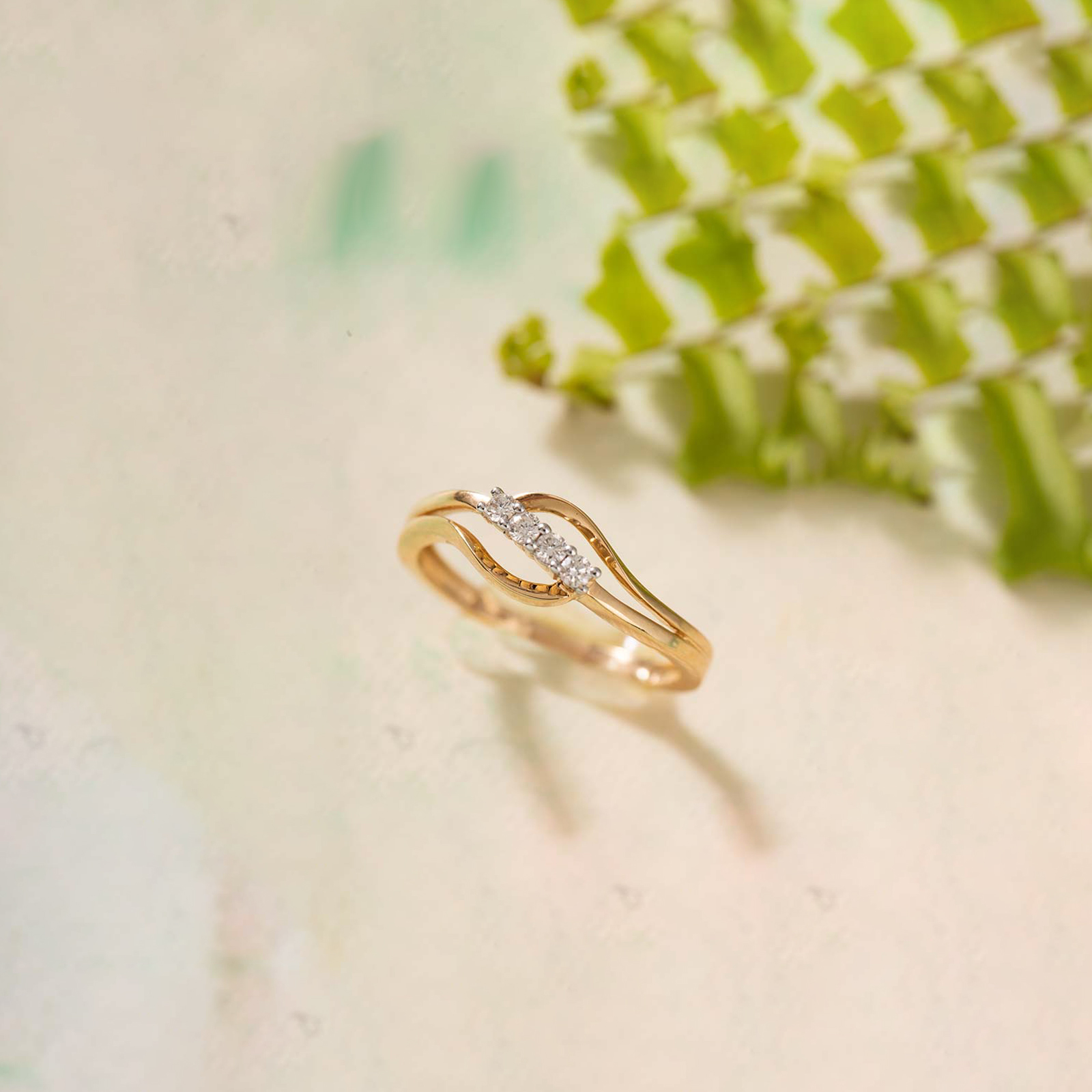 Lisa Glitter Diamond Ring