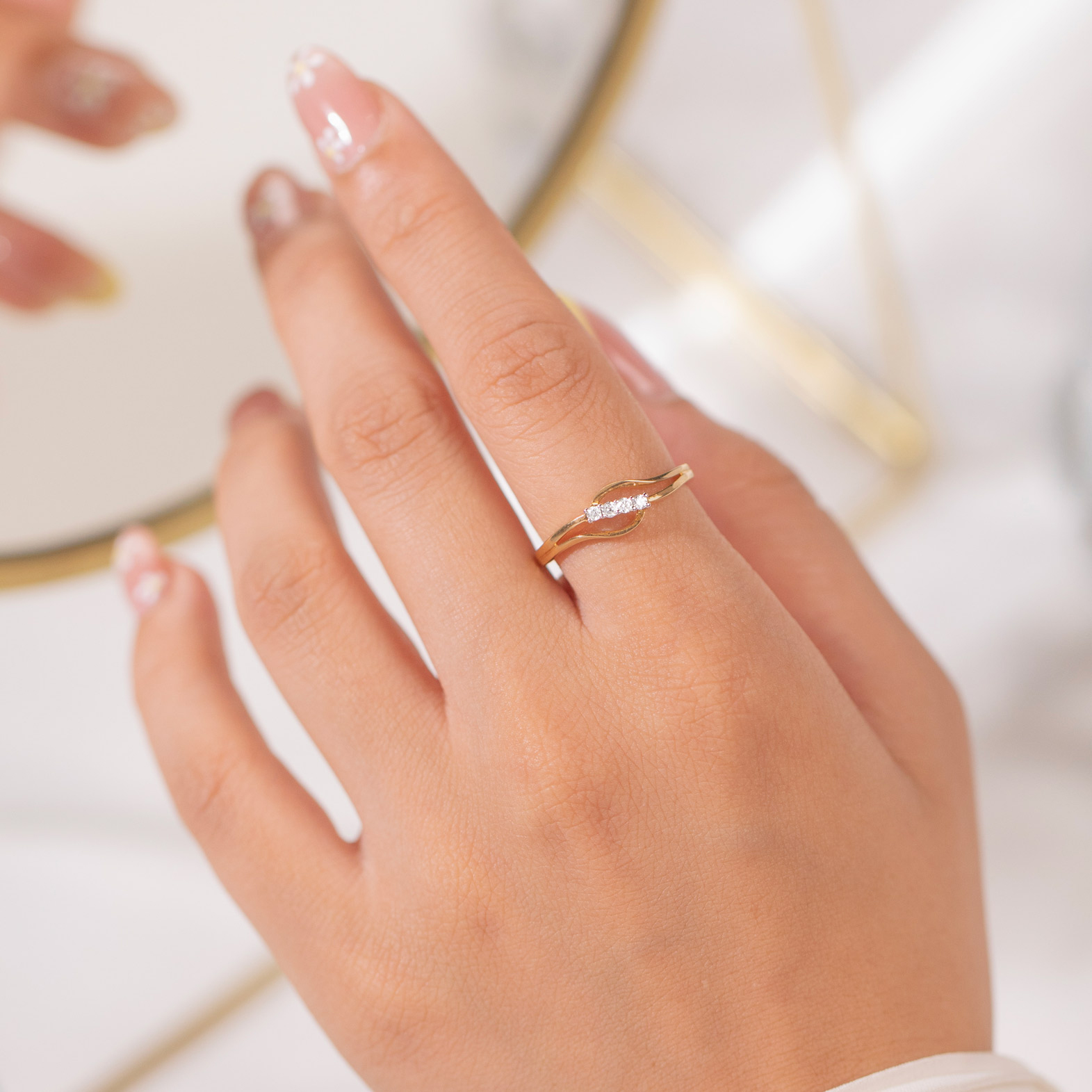 Lisa Glitter Diamond Ring