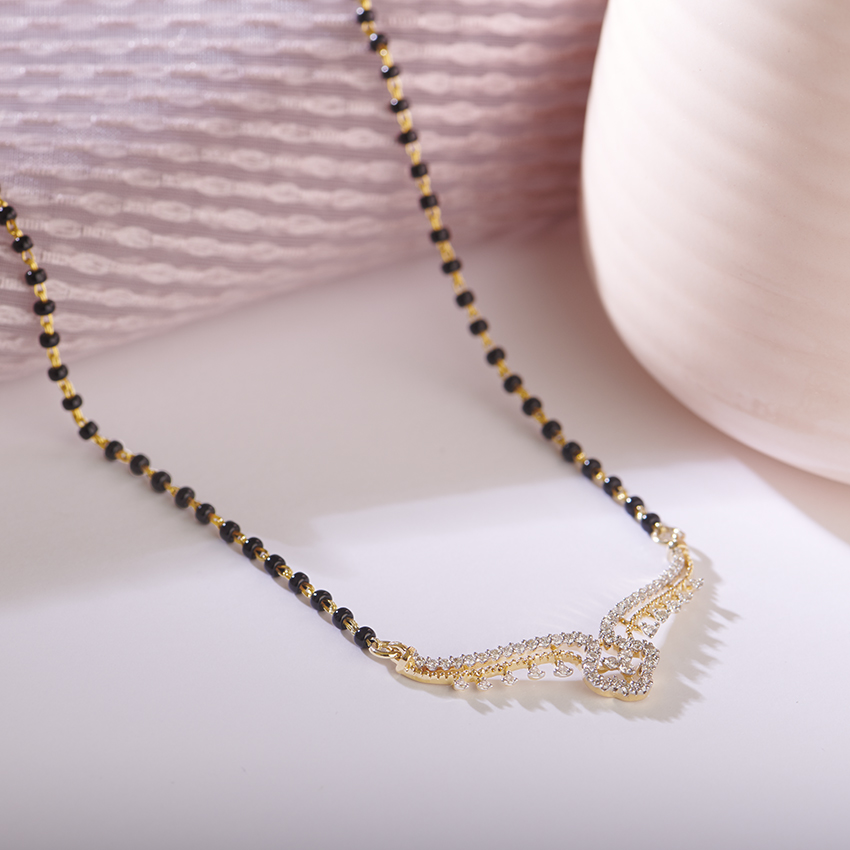 Paavi Diamond Mangalsutra