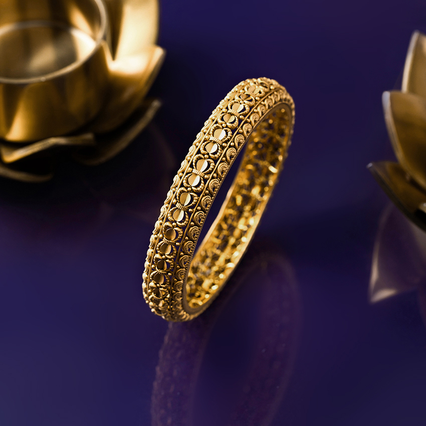 Aarna 22KT Gold Bangle
