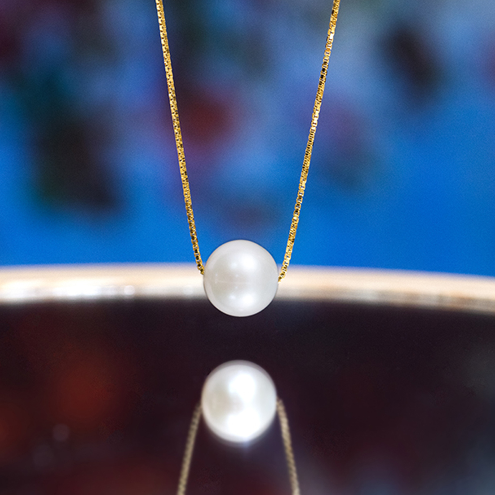 Solitary Pearl Necklace